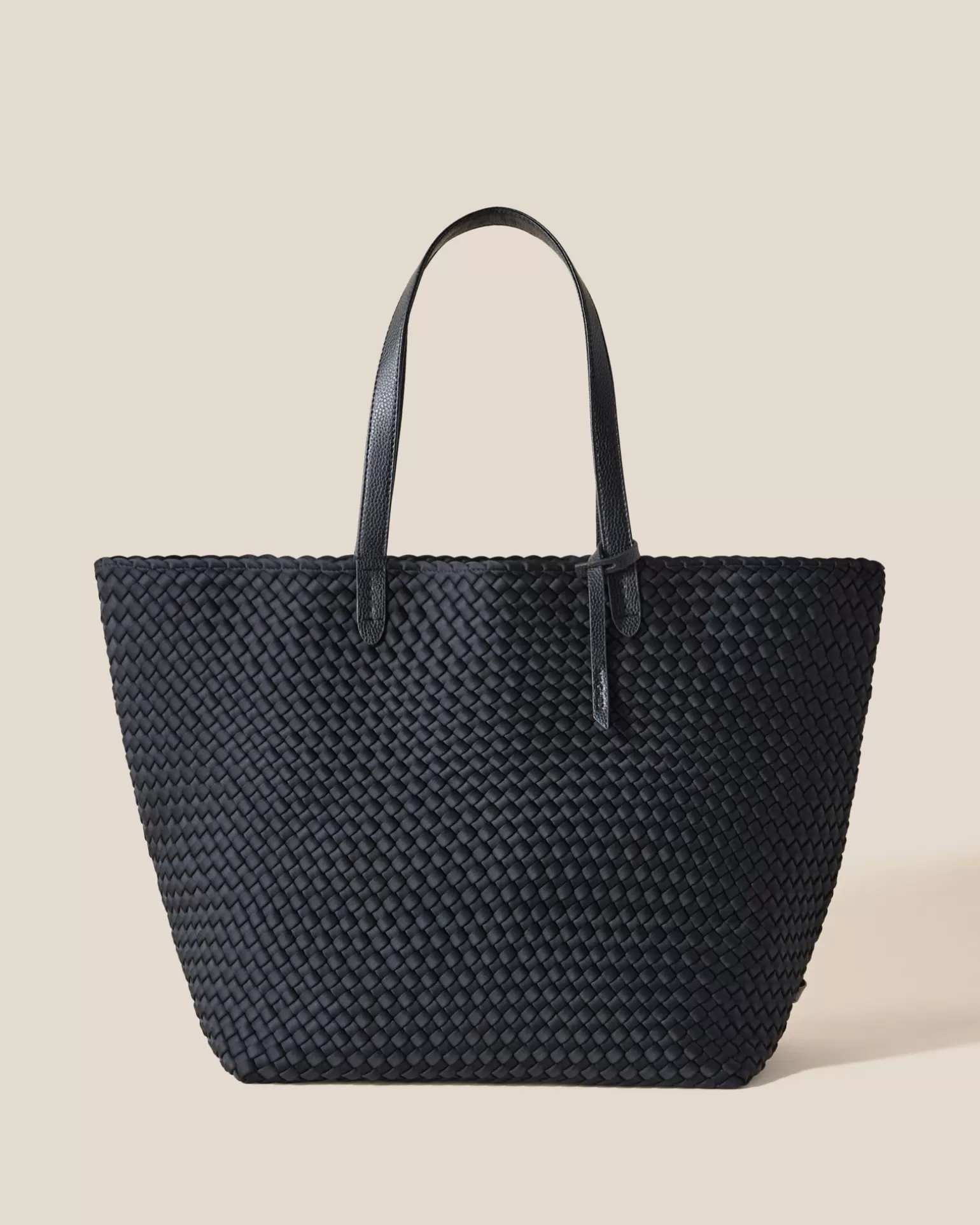 Shoulder Bags<NAGHEDI Jetsetter Large Tote Onyx