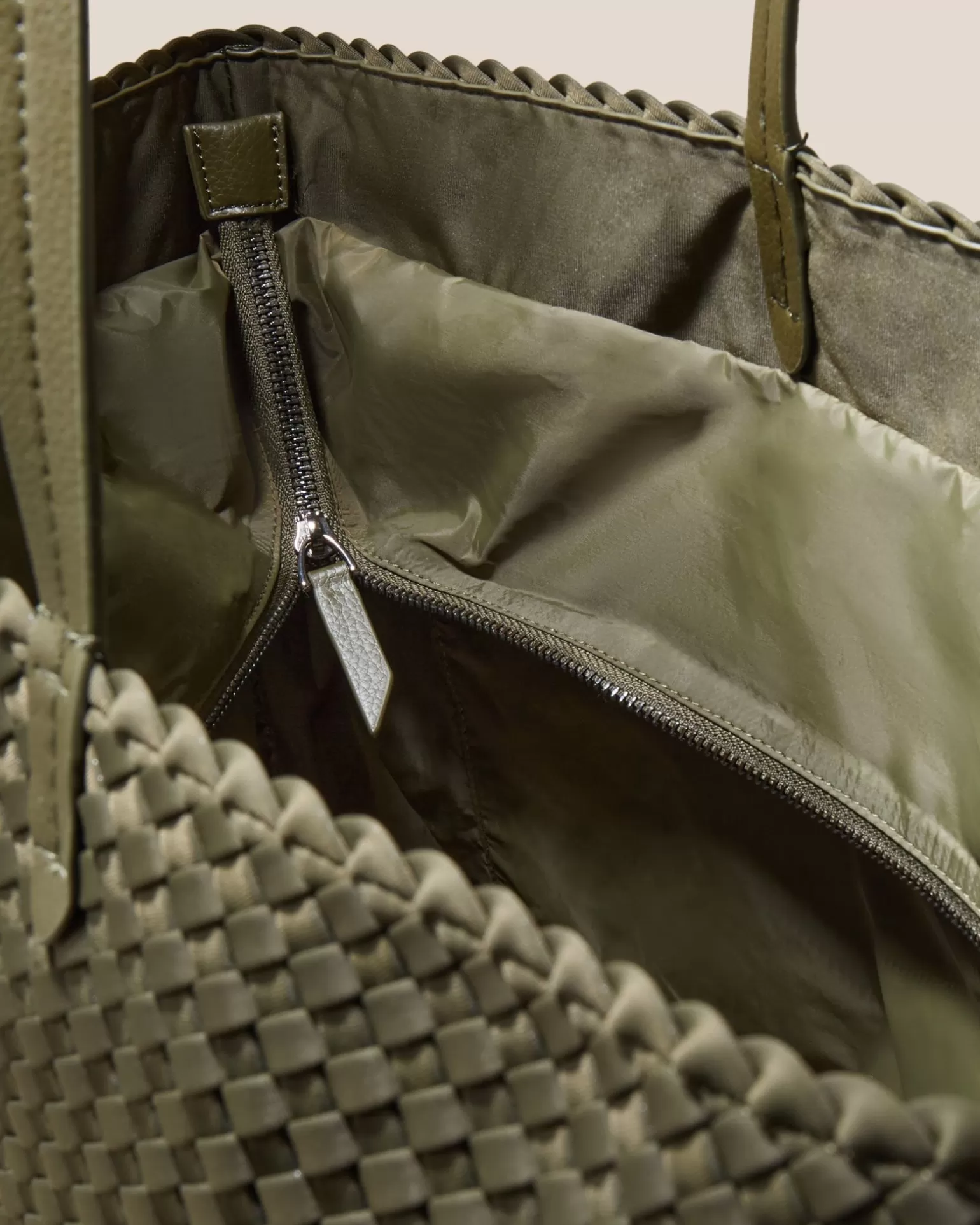 Totes<NAGHEDI Jetsetter Large Tote Olive