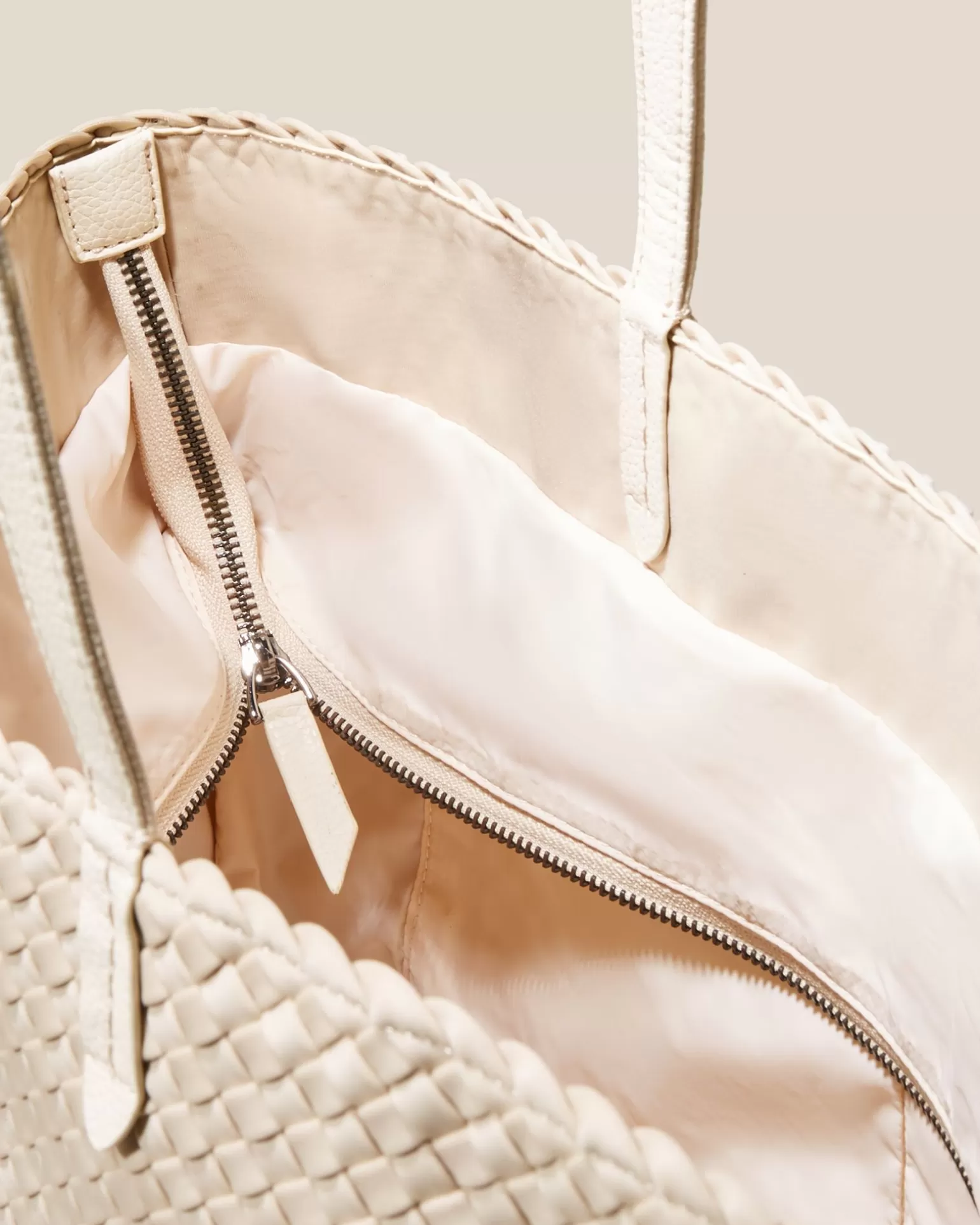 Totes<NAGHEDI Jetsetter Small Tote Ecru